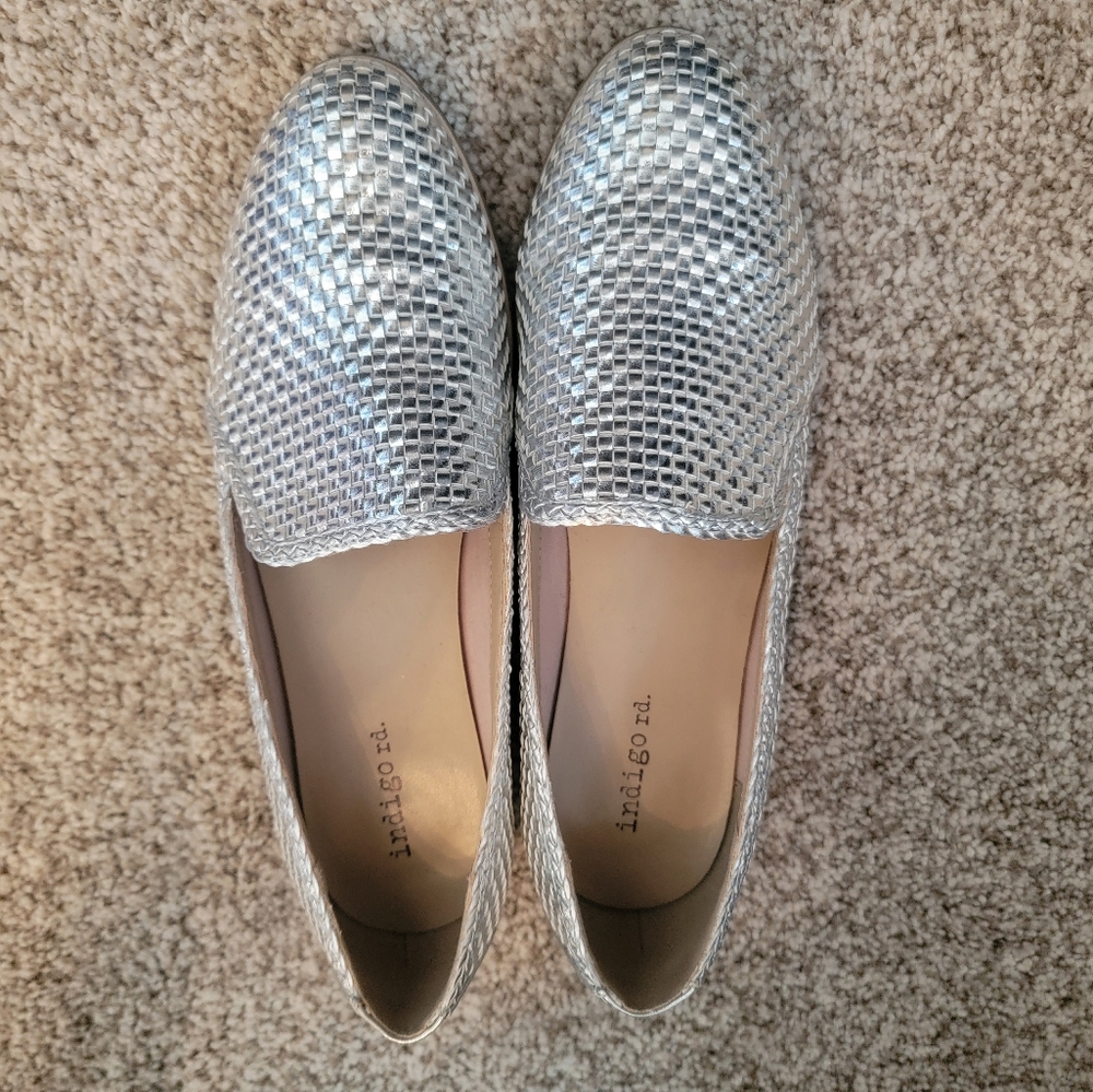 Silver Indigo Rd. Loafers - Picture 4 of 6
